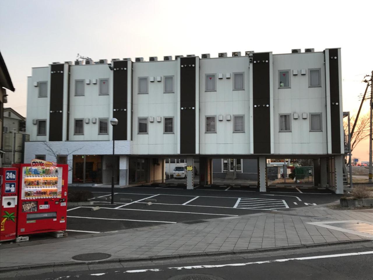 Conbini Ayersrockhotel Sendaitagajo Zewnętrze zdjęcie