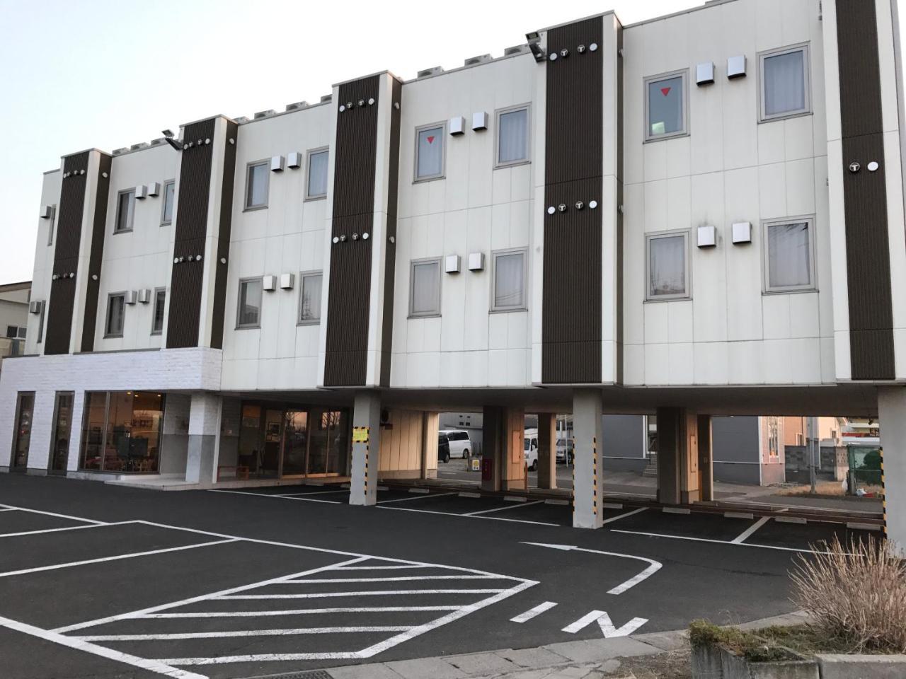 Conbini Ayersrockhotel Sendaitagajo Zewnętrze zdjęcie